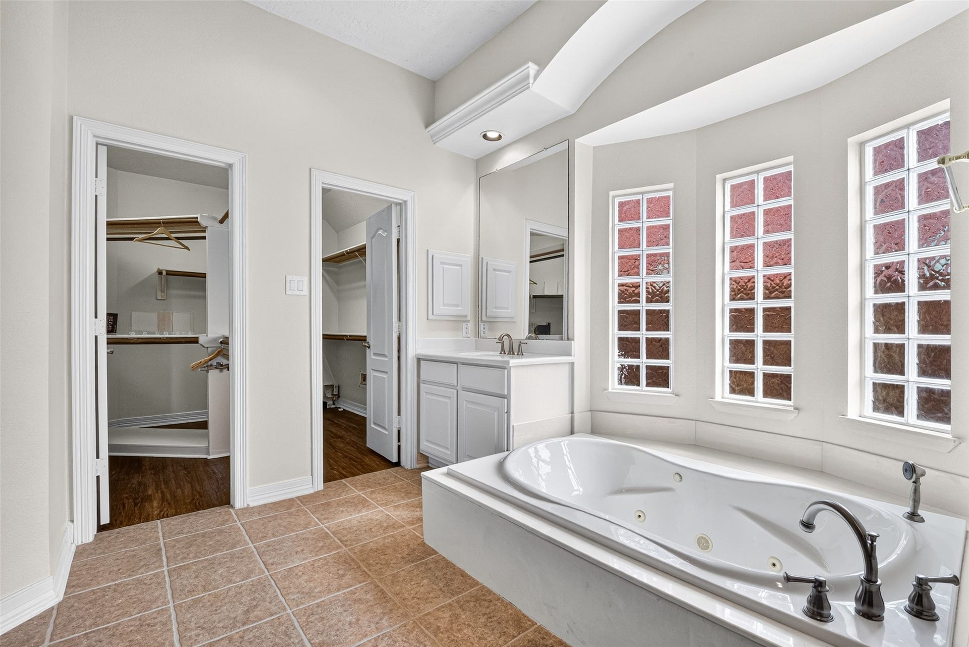 2578 Costa Mesa Circle, League City, TX 77573 2578 Costa Mesa Circle, League City, TX 77573