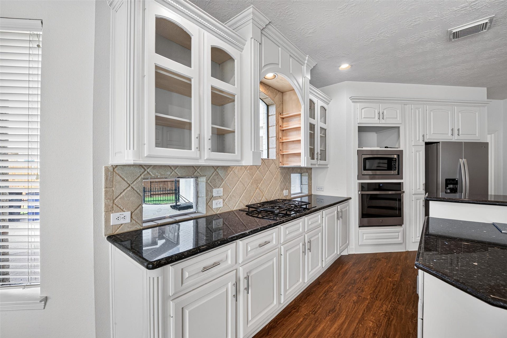 2578 Costa Mesa Circle, League City, TX 77573 2578 Costa Mesa Circle, League City, TX 77573