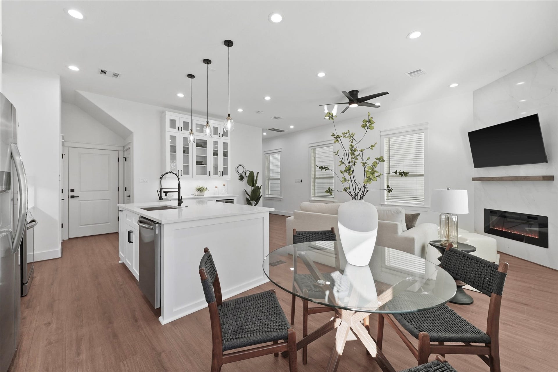 6128 Endeavor Heights Road, Houston, TX 77091
