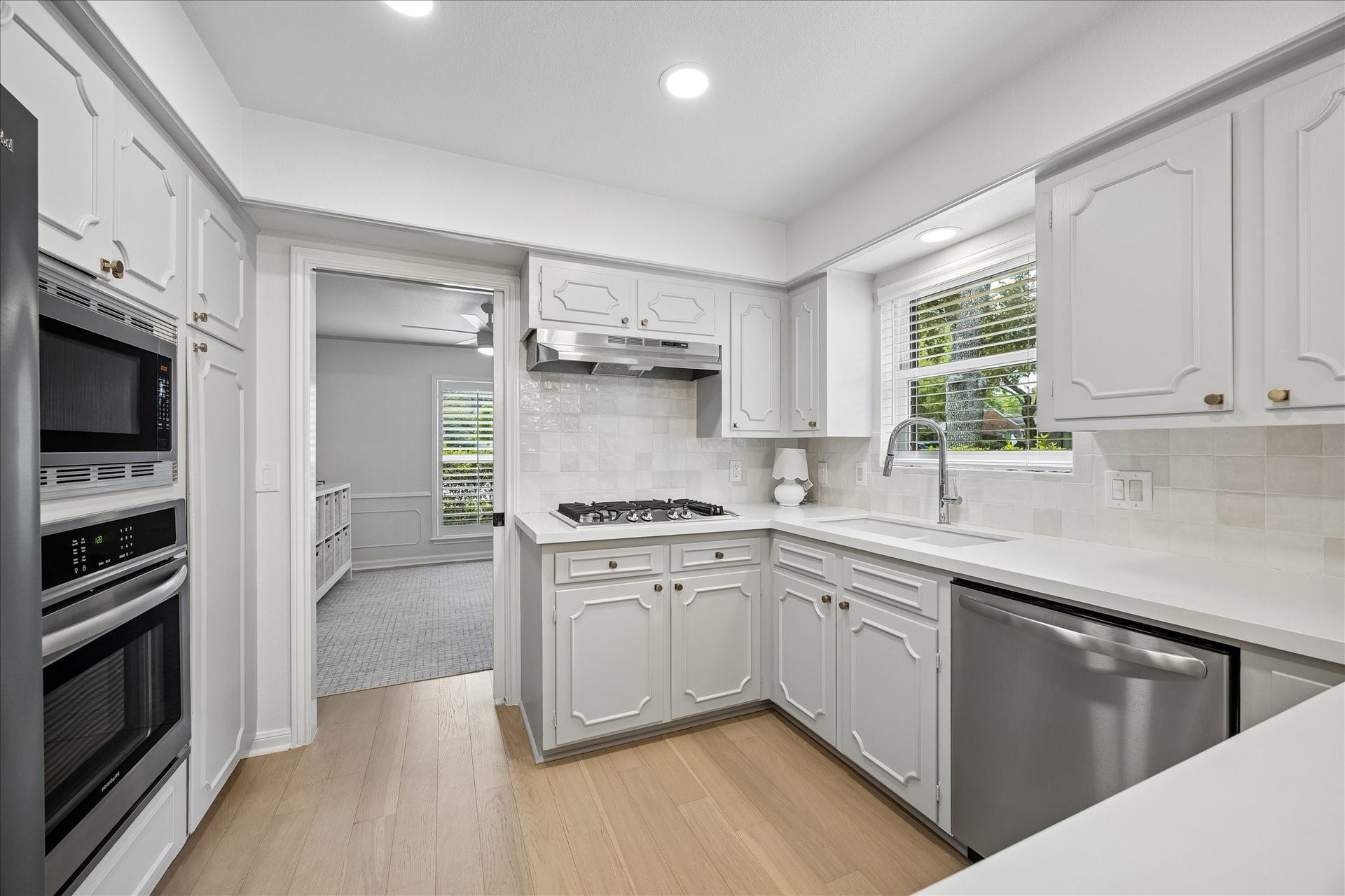 10050 Wickersham Lane, Houston, TX 77042