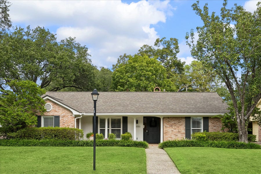 Property photo for 10050 Wickersham Lane, Houston, TX