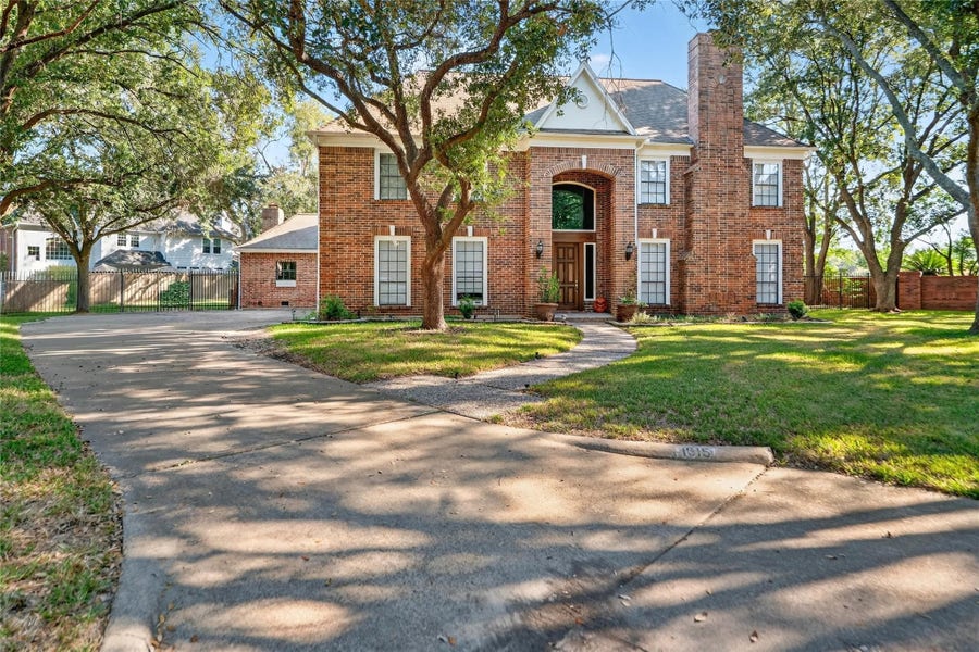 Property photo for 1615 Kelliwood Oaks Drive, Katy, TX