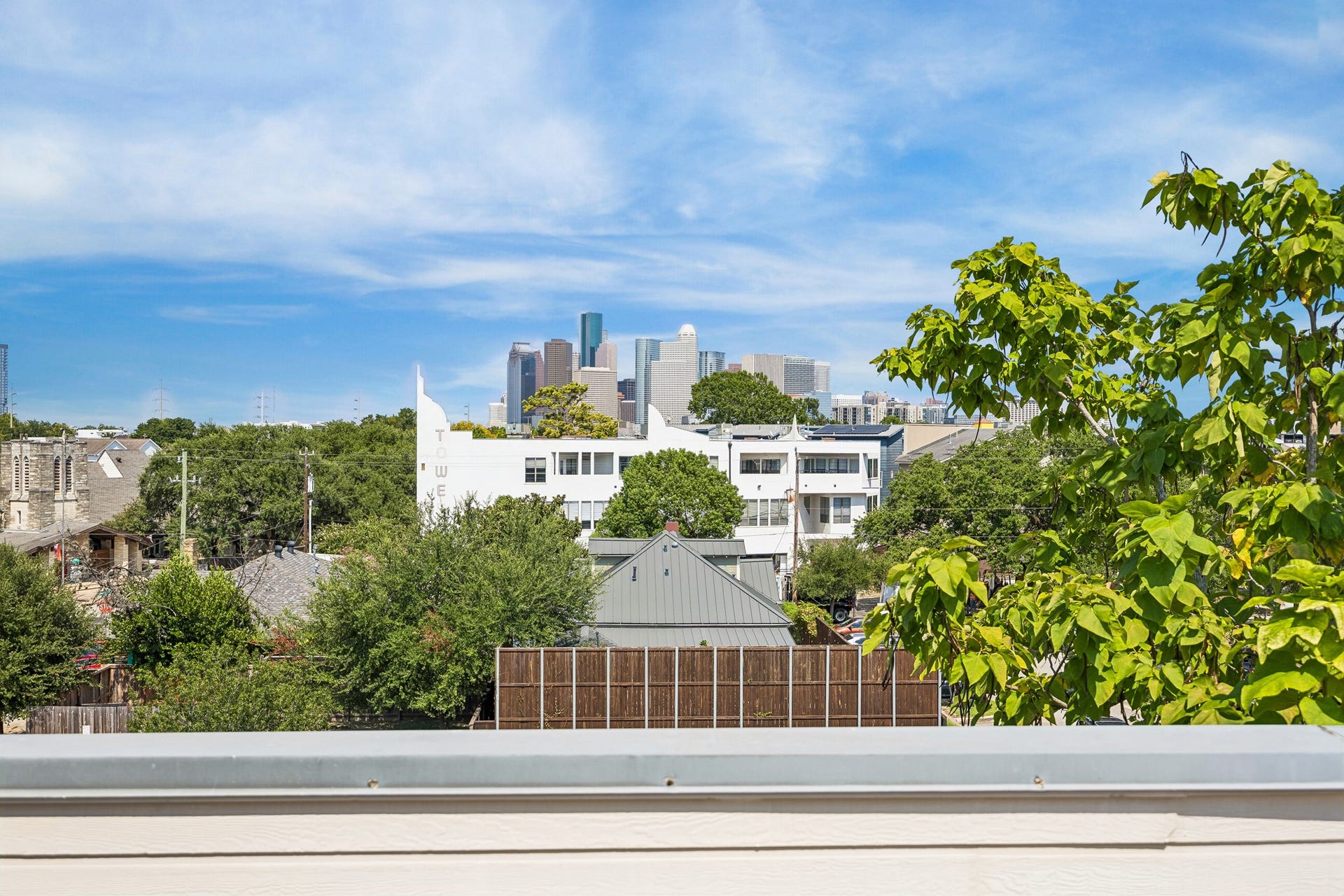 1477 Missouri Street, Houston, TX 77006 Downtown Houston skyline views from the rooftop terrace.