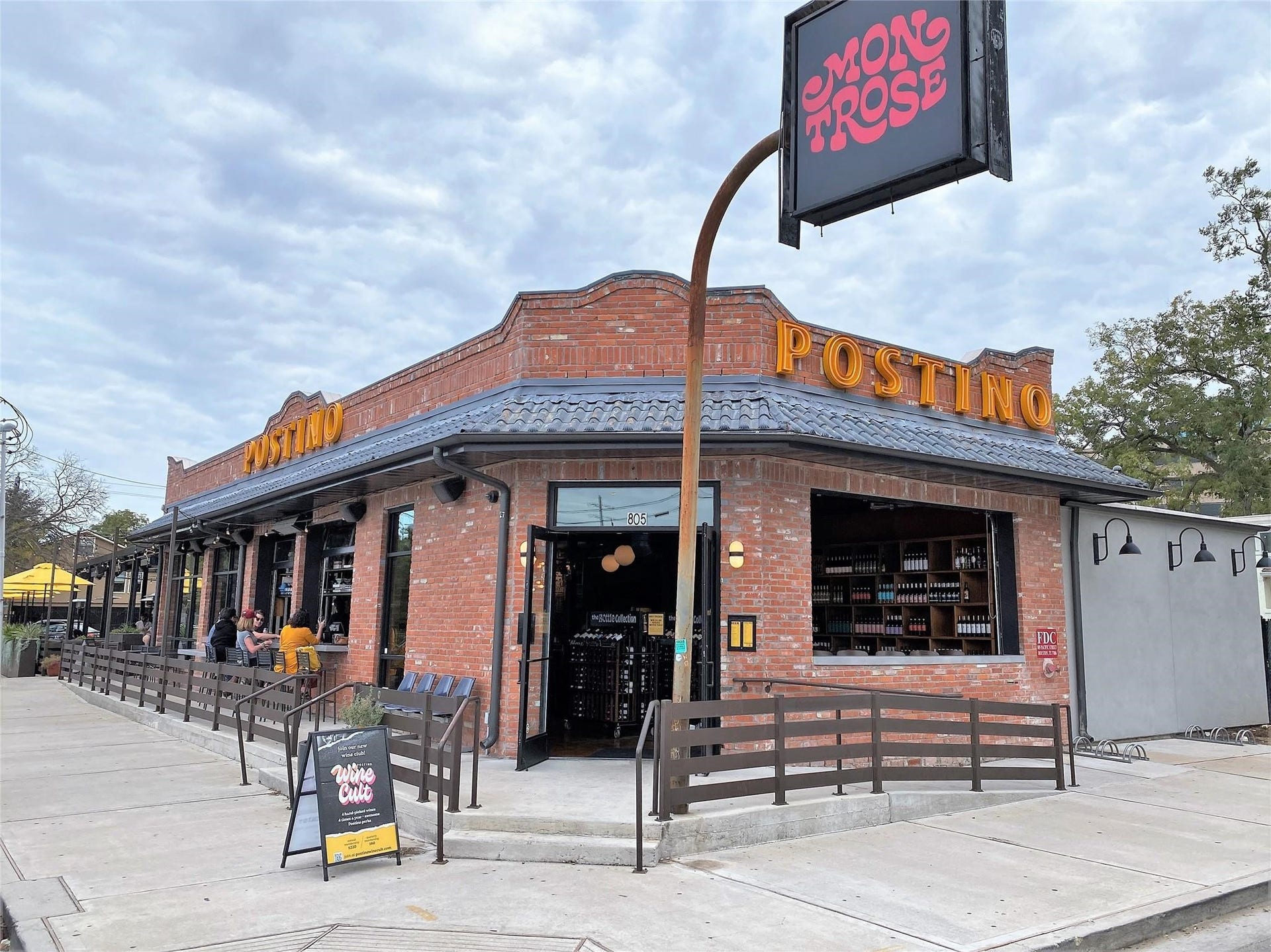 1477 Missouri Street, Houston, TX 77006 Of course there is a wine bar nearby- Postino!