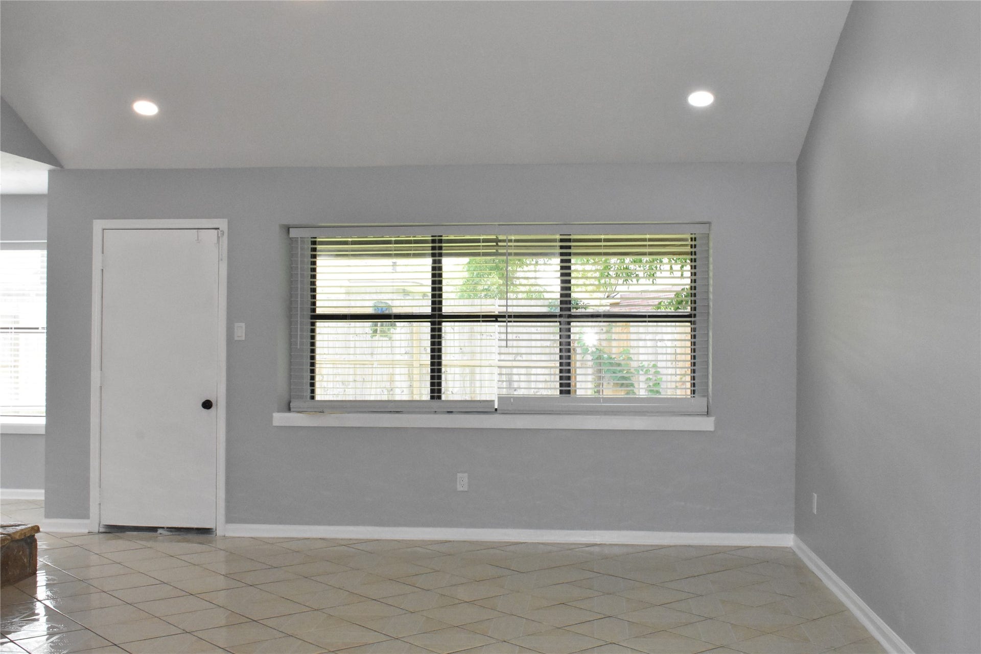 1347 Somercotes Lane, Channelview, TX 77530 1347 Somercotes Lane, Channelview, TX 77530
