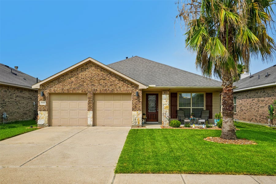 Property photo for 5018 Bay Lane, Bacliff, TX