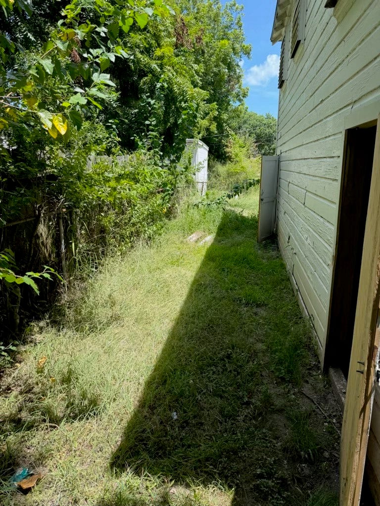 215 3rd Avenue N, Texas City, TX 77590 Property being sold "as is"