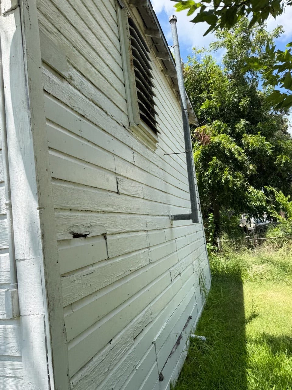215 3rd Avenue N, Texas City, TX 77590 Property being sold "as is"