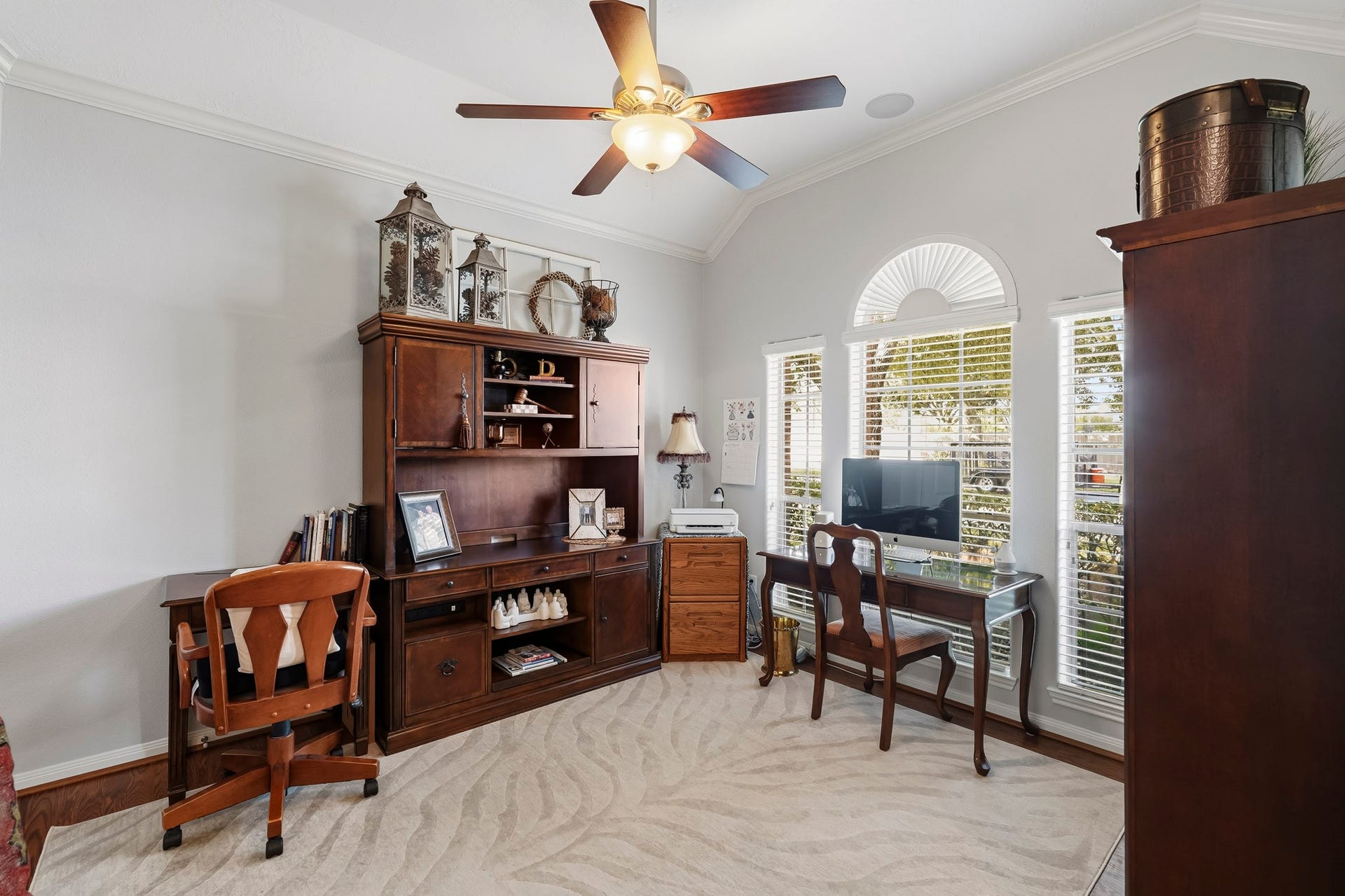 3905 Kimberly Drive, Pearland, TX 77581 Imagine the possibilities!