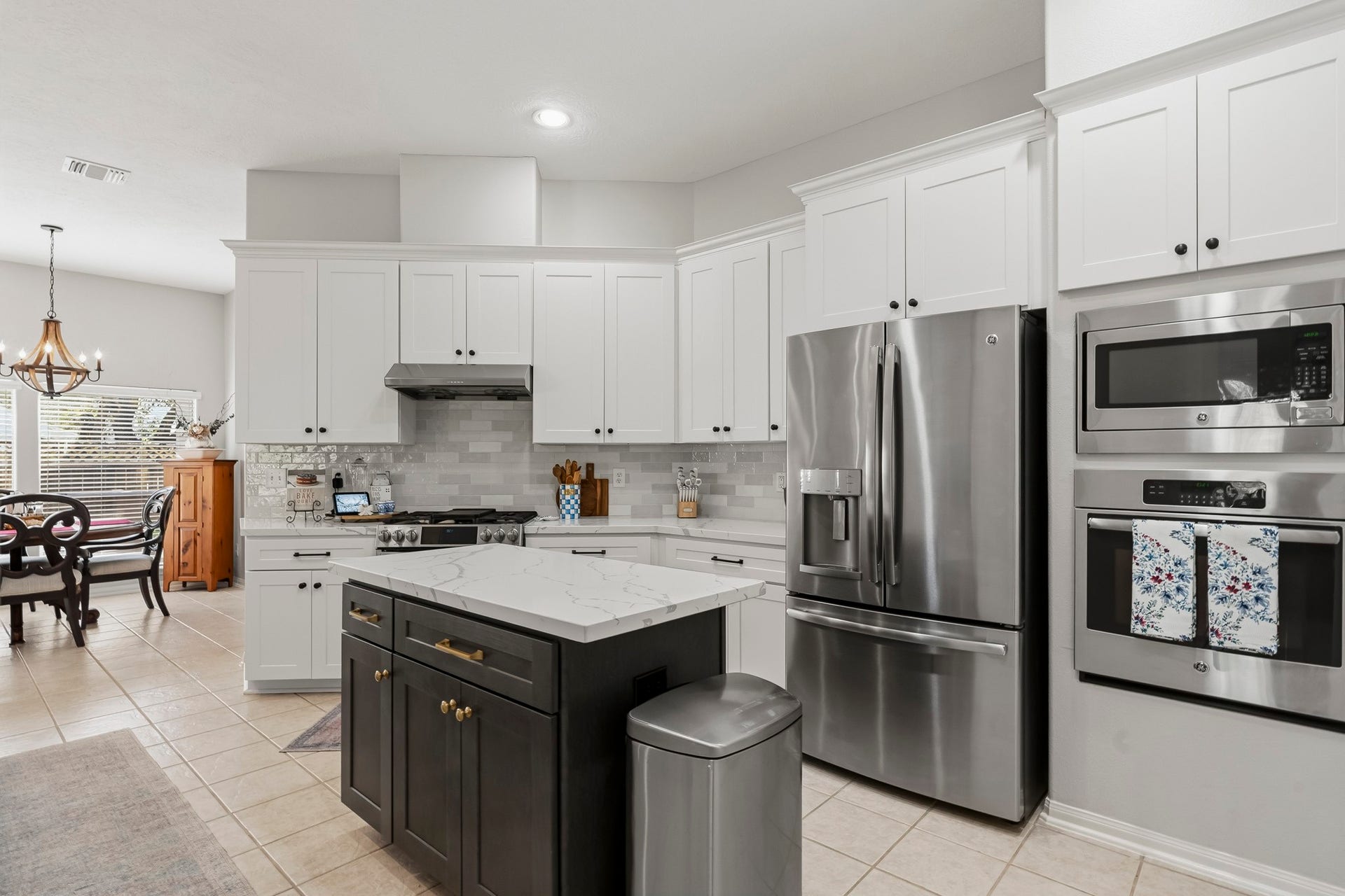 3905 Kimberly Drive, Pearland, TX 77581 Chef's dream!