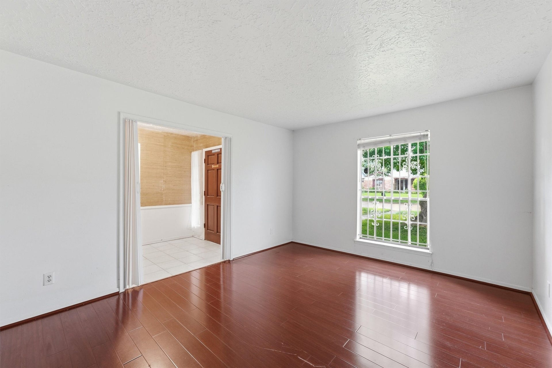 12126 Pine Knoll dr Drive, Houston, TX 77099