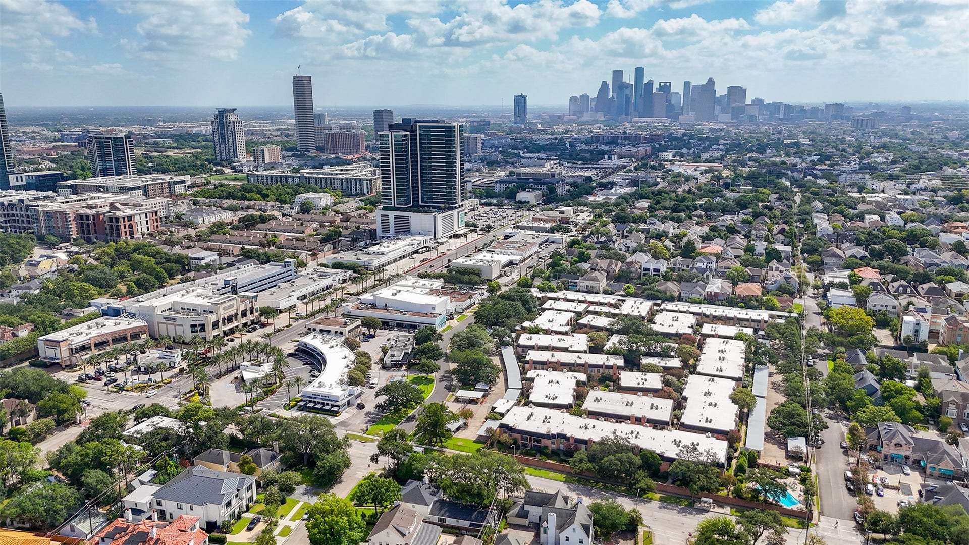 1601 S Shepherd Drive, #113, Houston, TX 77019 1601 S Shepherd Drive, #113, Houston, TX 77019