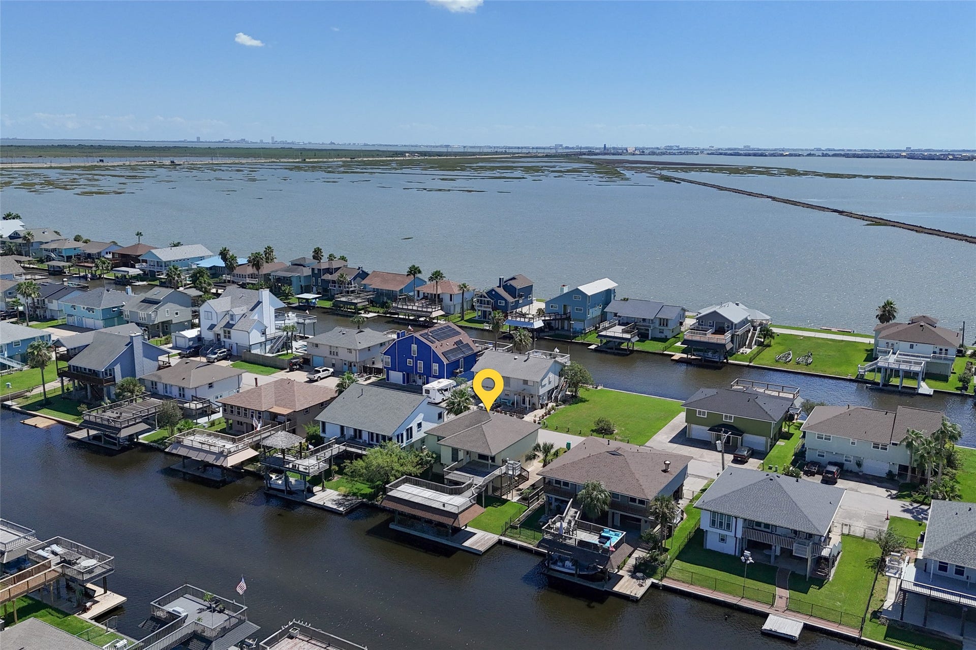 1187 Sailfish Street, Bayou Vista, TX 77563 1187 Sailfish Street, Bayou Vista, TX 77563