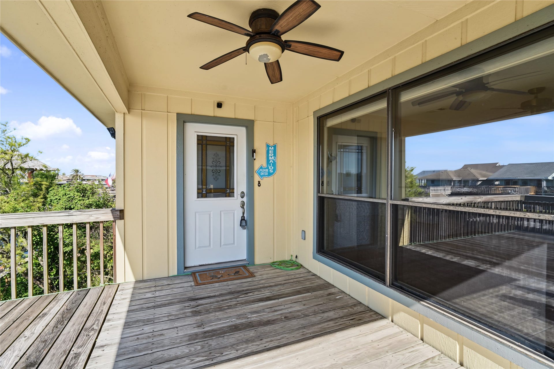 1187 Sailfish Street, Bayou Vista, TX 77563 1187 Sailfish Street, Bayou Vista, TX 77563