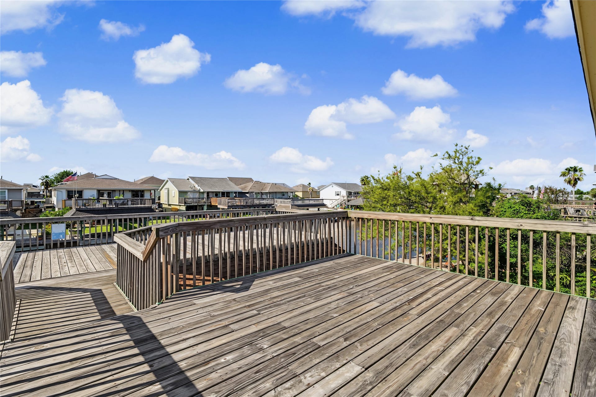 1187 Sailfish Street, Bayou Vista, TX 77563 1187 Sailfish Street, Bayou Vista, TX 77563