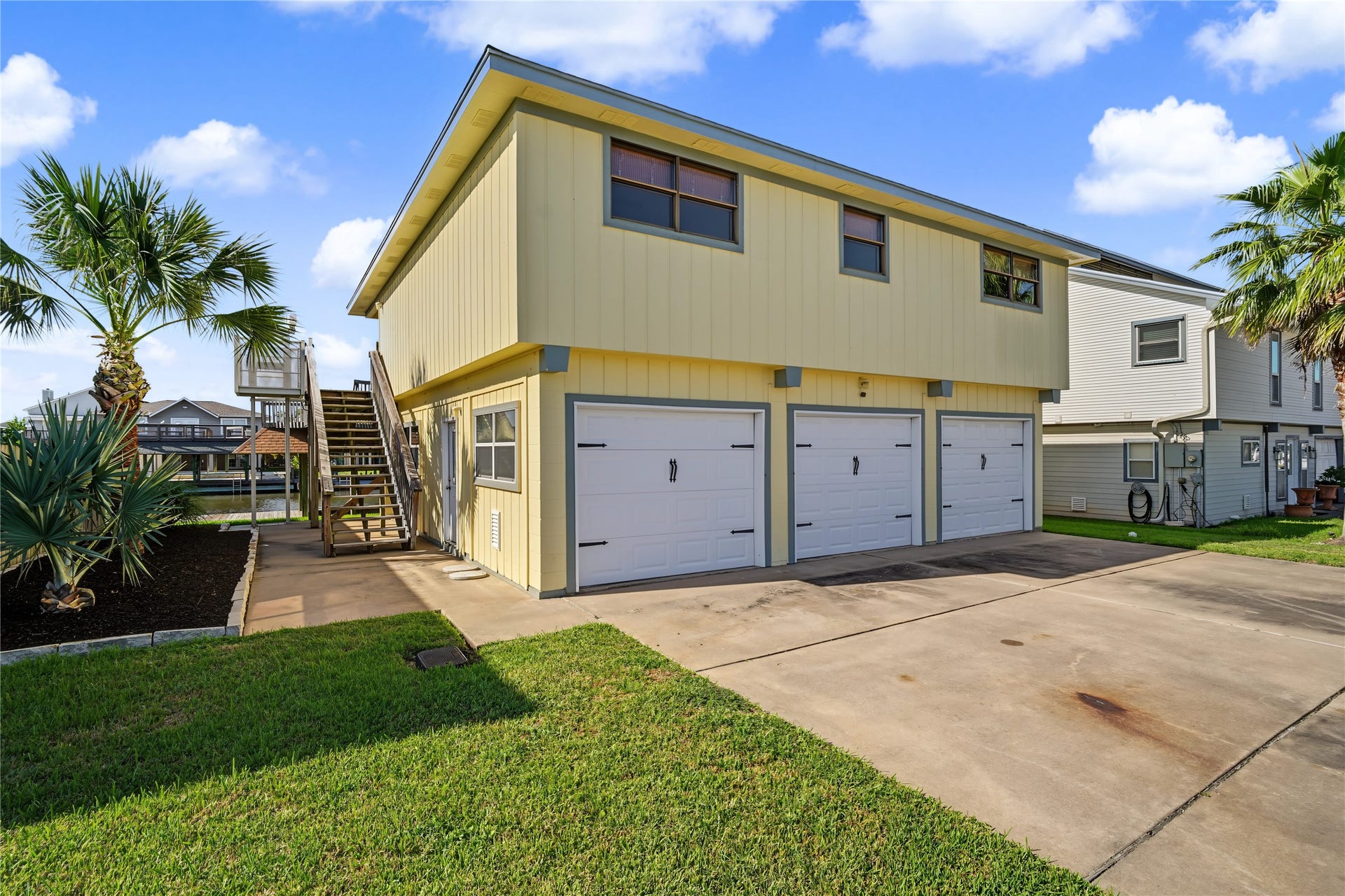 1187 Sailfish Street, Bayou Vista, TX 77563 1187 Sailfish Street, Bayou Vista, TX 77563