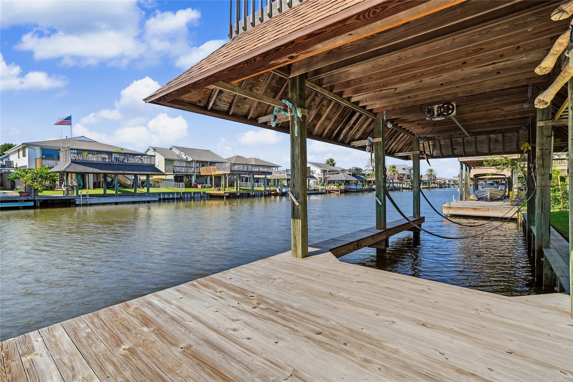 1187 Sailfish Street, Bayou Vista, TX 77563 1187 Sailfish Street, Bayou Vista, TX 77563