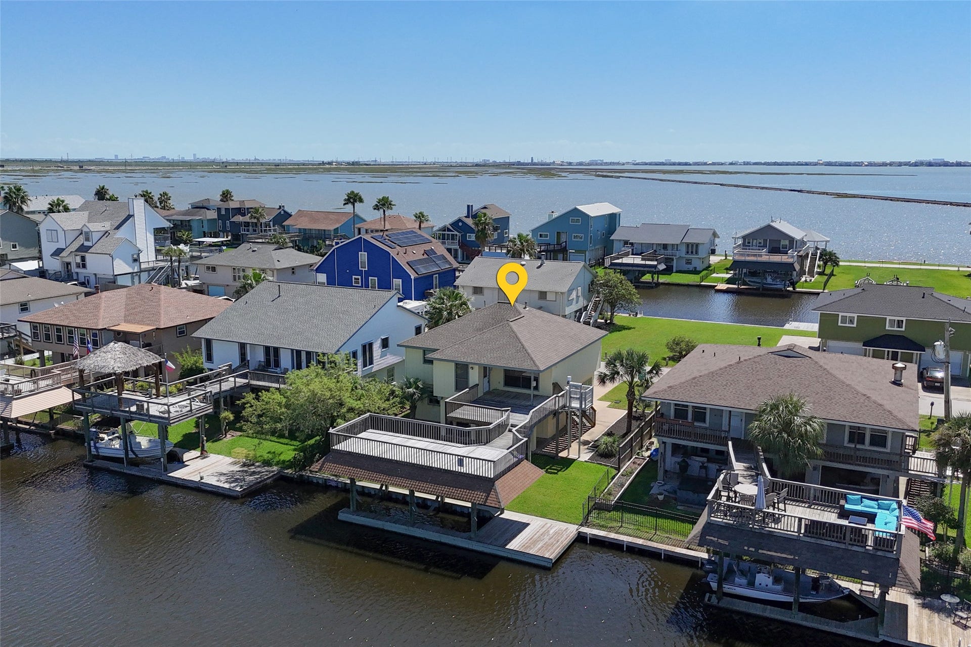 1187 Sailfish Street, Bayou Vista, TX 77563 1187 Sailfish Street, Bayou Vista, TX 77563
