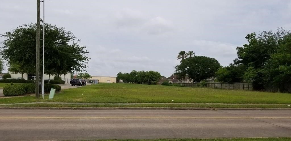 3637 Watters Road, Pasadena, TX 77504 3637 Watters Road, Pasadena, TX 77504