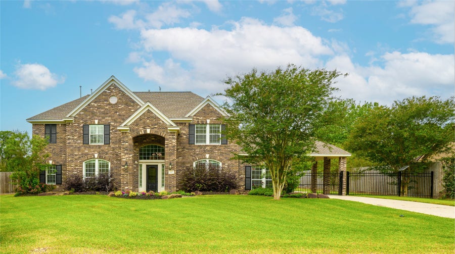 Property photo for 14407 Spring Mountain Drive, Tomball, TX