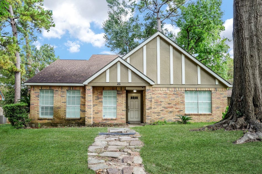 Property photo for 3543 Haven Pines Drive, Houston, TX