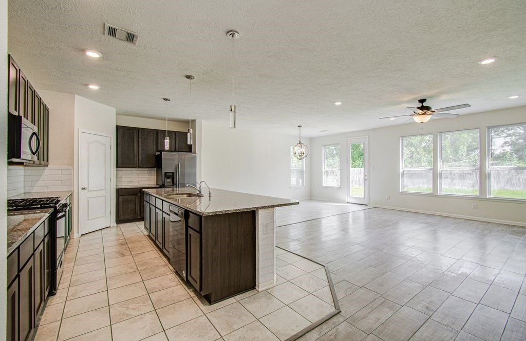 14126 Harmony Ridge Trail, Pearland, TX 77584 14126 Harmony Ridge Trail, Pearland, TX 77584