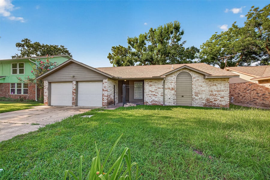 Property photo for 19326 Leafwood Lane, Houston, TX