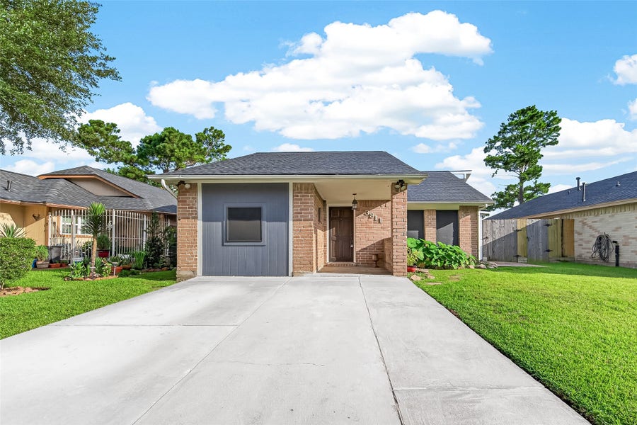 Property photo for 3811 Suttonford Drive, Houston, TX