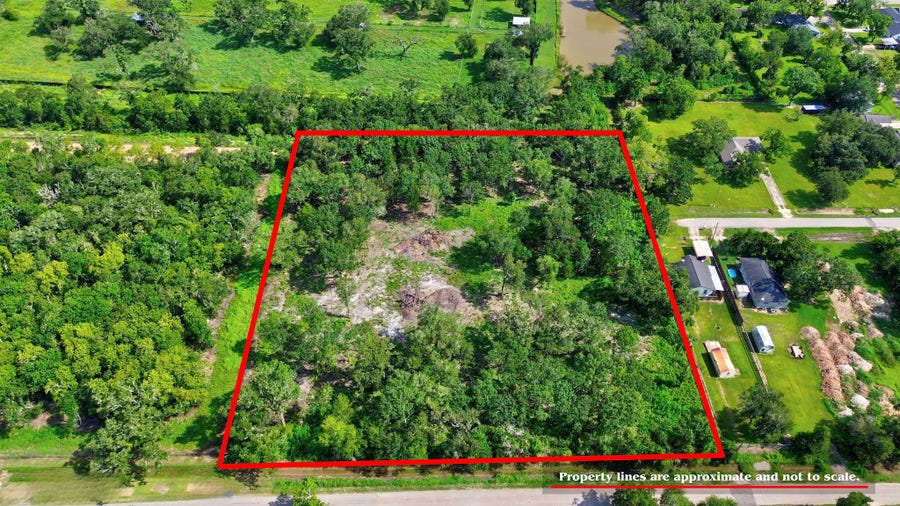 Property photo for 708 W Smith Street, Brazoria, TX