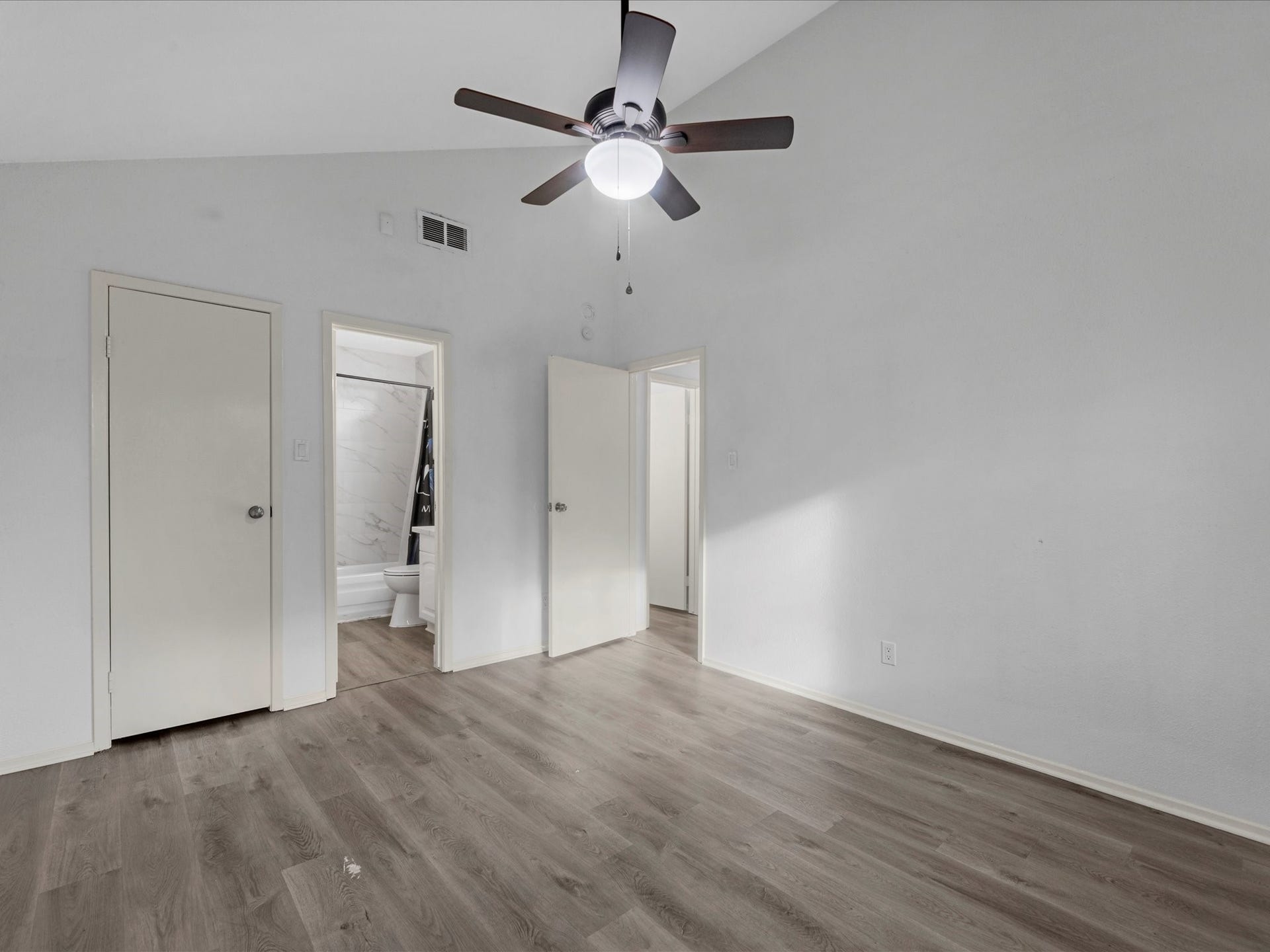 20038 Bambiwoods Drive, Humble, TX 77346 20038 Bambiwoods Drive, Humble, TX 77346