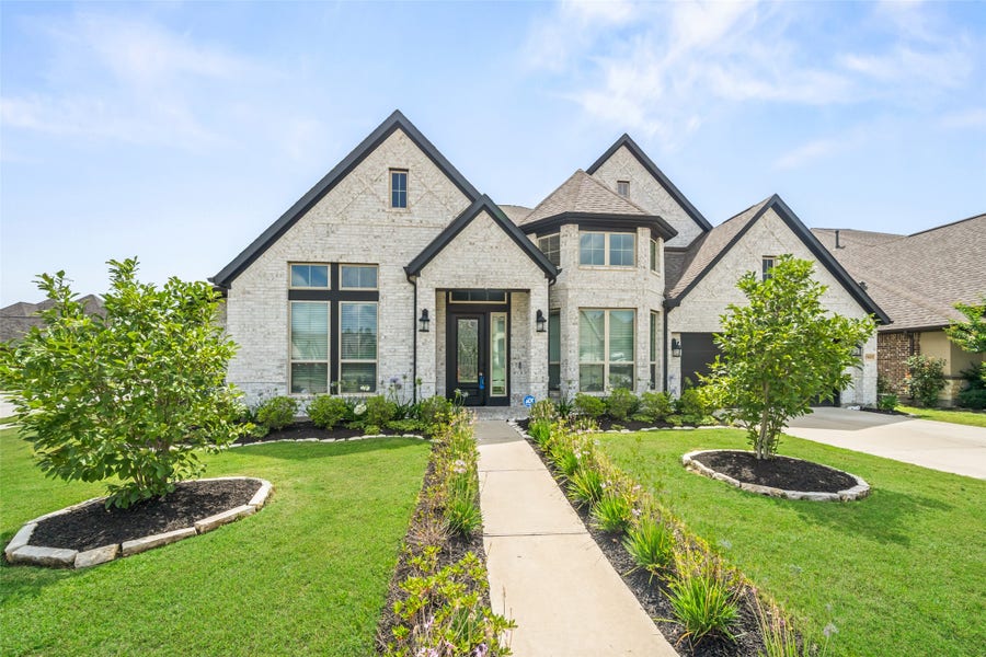 Property photo for 17401 Orchid Falls Lane, Conroe, TX