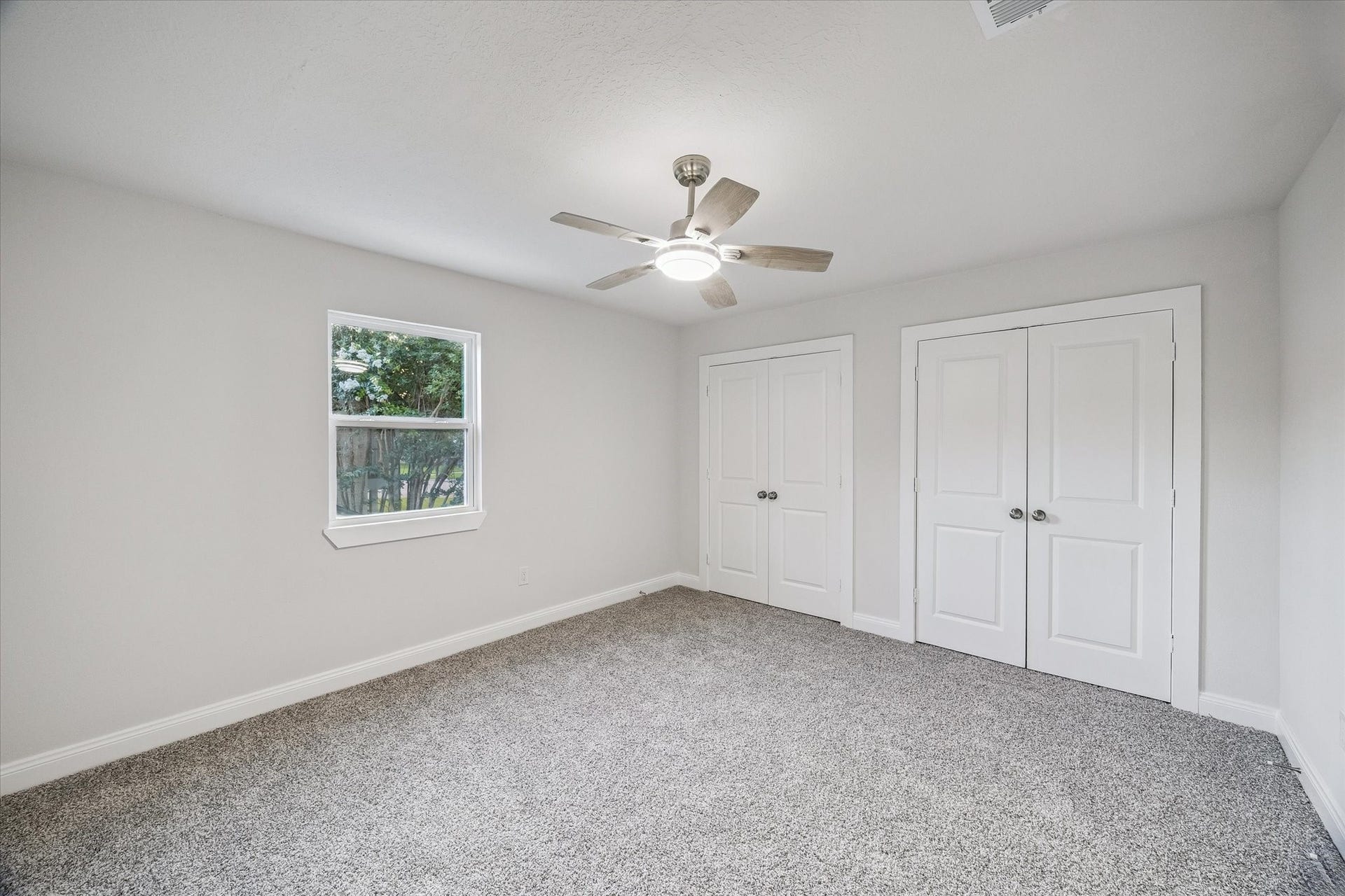 11947 Fawnview Drive, Houston, TX 77070 11x12 another 2nd floor bedroom.