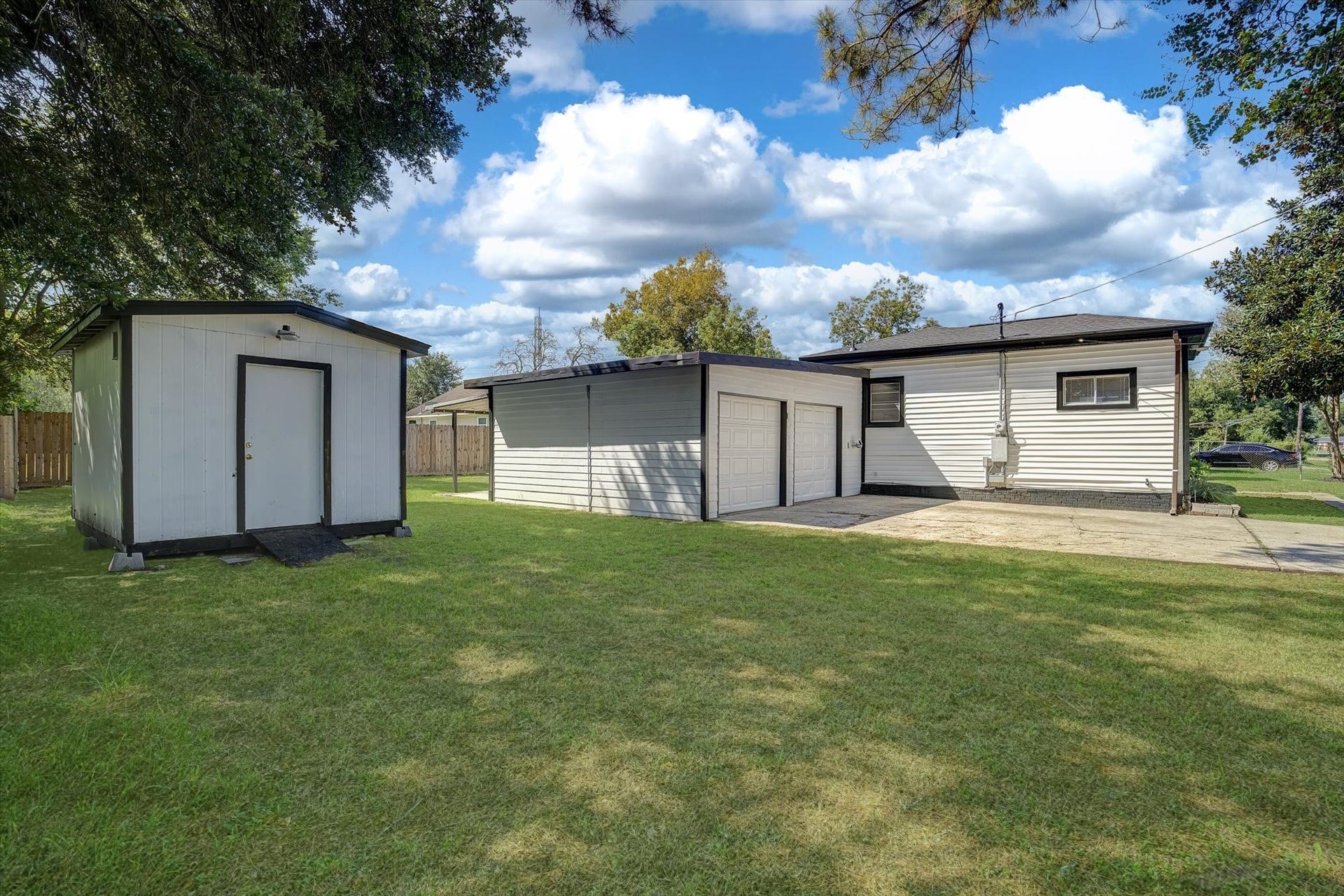 6405 Woodrow Street, Texas City, TX 77591 6405 Woodrow Street, Texas City, TX 77591