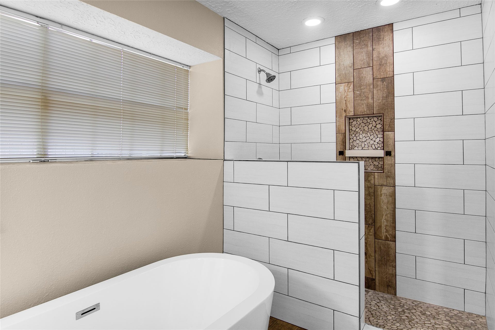 12503 Oakcroft Drive, Houston, TX 77070 Free standing tub, and beautifully tiled shower