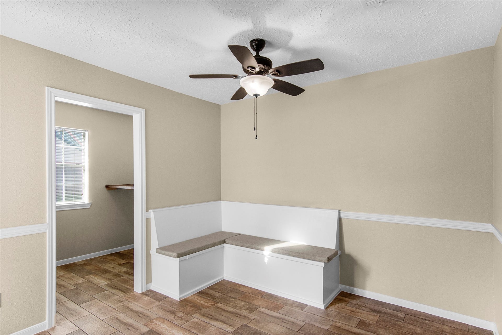 12503 Oakcroft Drive, Houston, TX 77070 a beautiful breakfast room off of the kitchen area