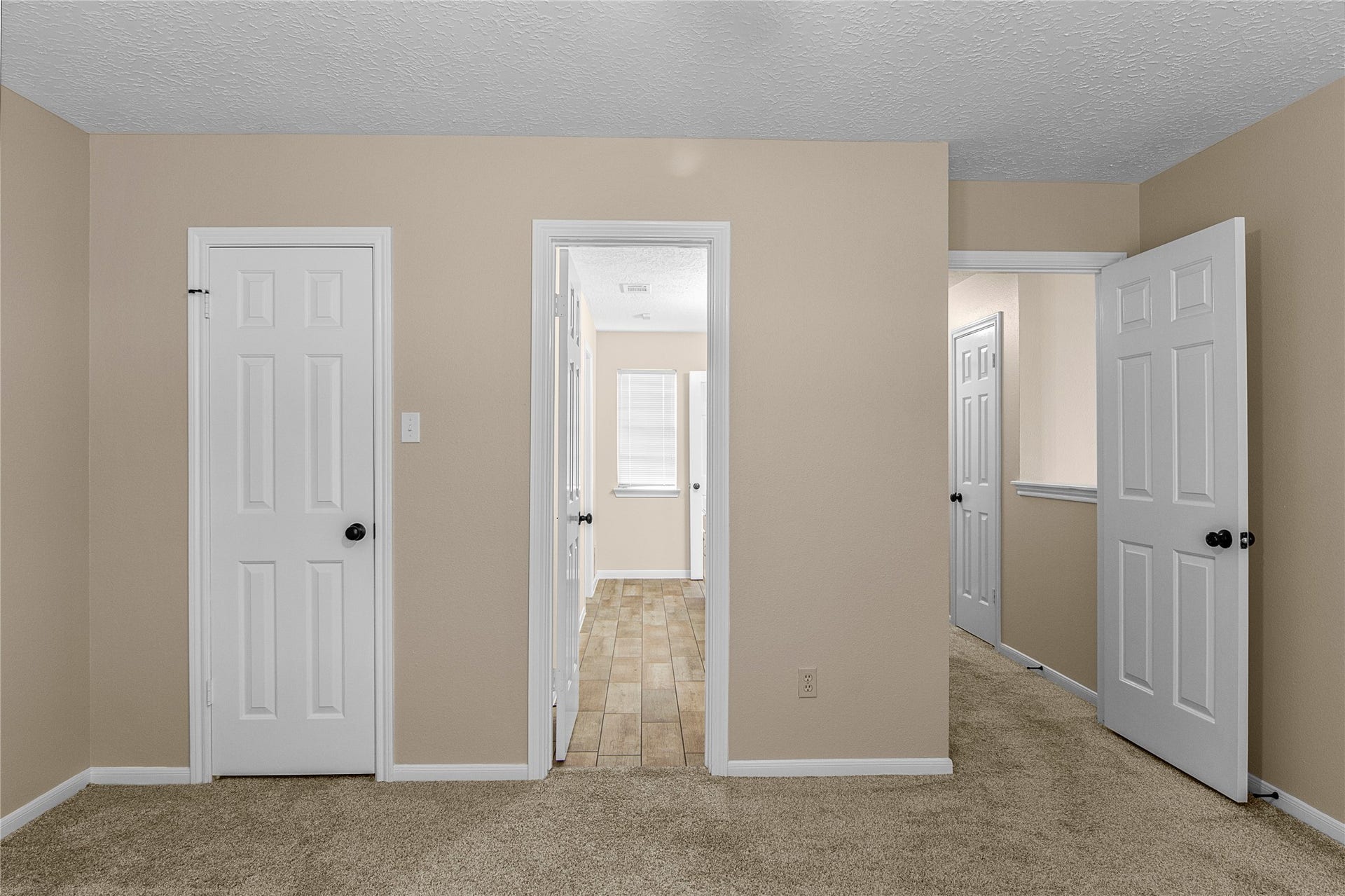 12503 Oakcroft Drive, Houston, TX 77070 bedroom 1 with a shared bathroom