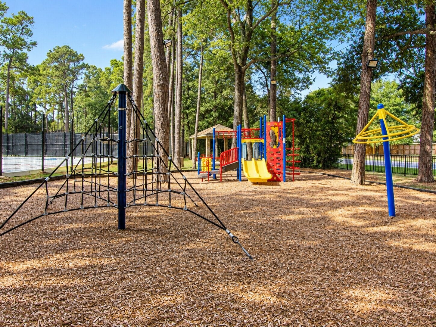 12503 Oakcroft Drive, Houston, TX 77070 community playground