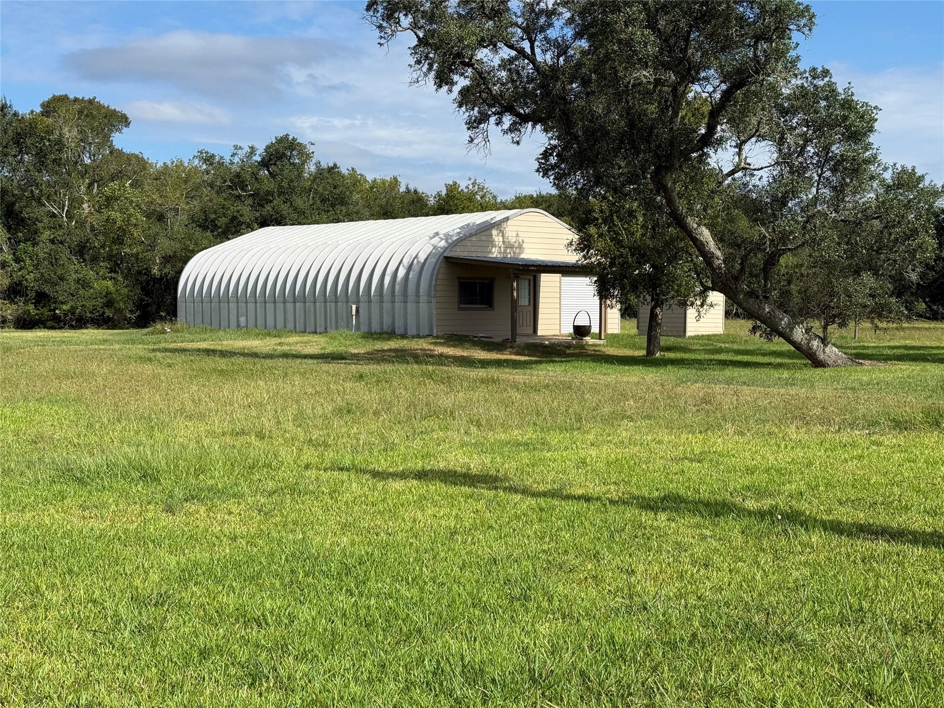 2988 County Road 5, West Columbia, TX 77486 2988 County Road 5, West Columbia, TX 77486
