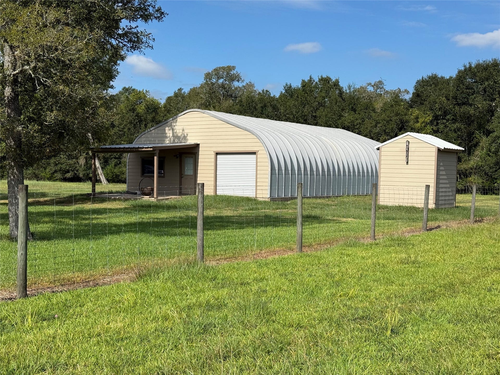 2988 County Road 5, West Columbia, TX 77486 2988 County Road 5, West Columbia, TX 77486