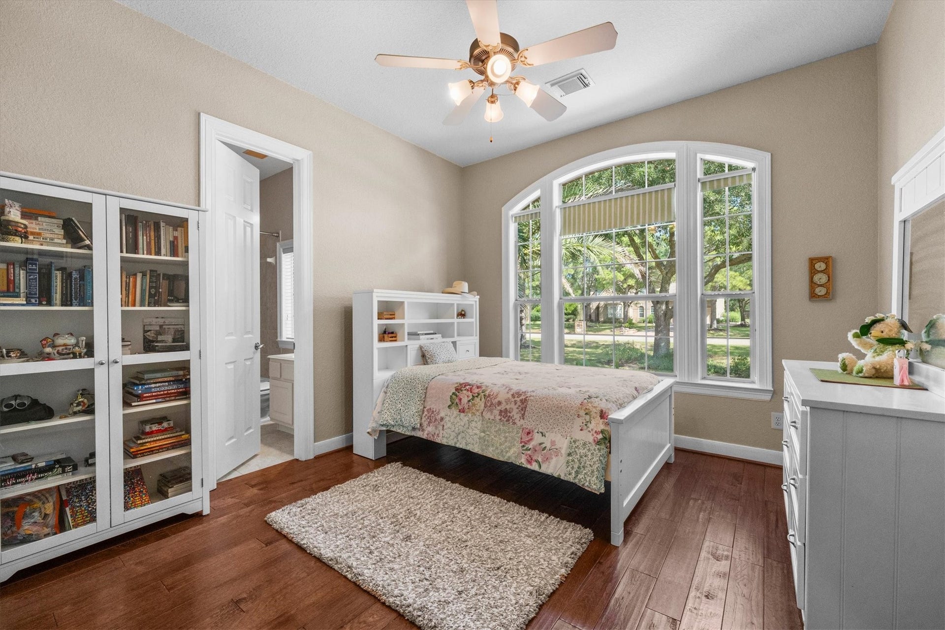 43 Highclere Park Drive, Spring, TX 77379 43 Highclere Park Drive, Spring, TX 77379