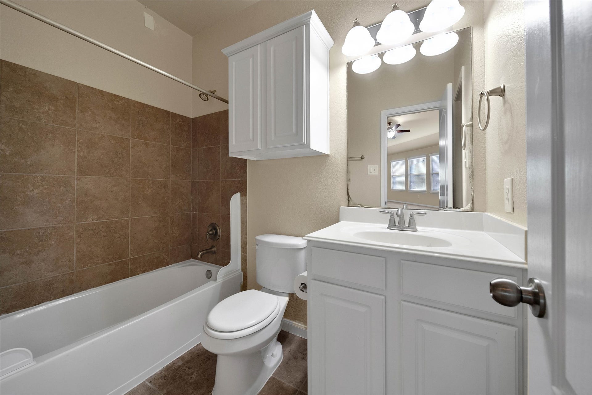 25208 Forest Ledge Drive, Porter, TX 77365