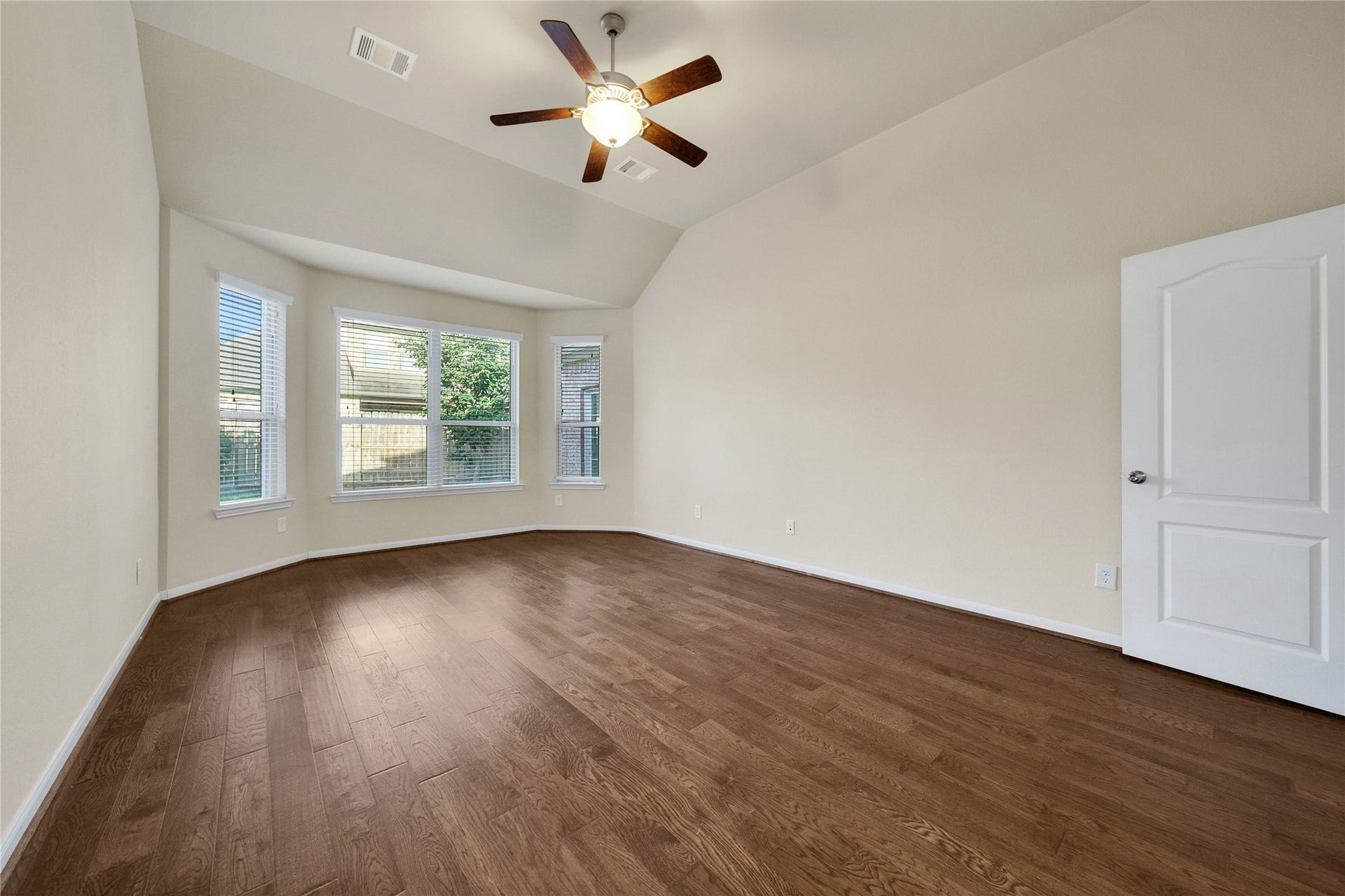 25208 Forest Ledge Drive, Porter, TX 77365