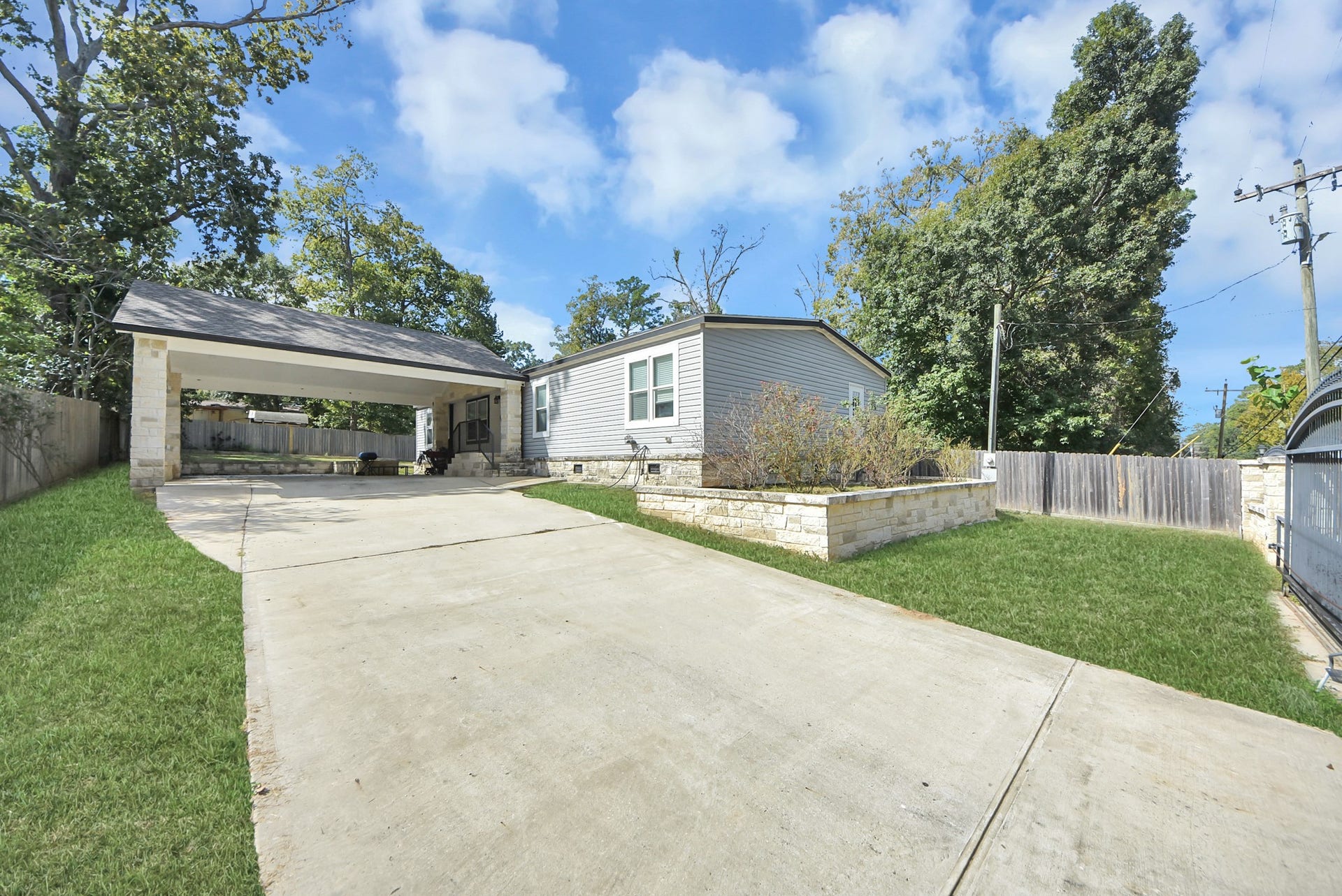 12565 Royal Green Drive, Conroe, TX 77303 12565 Royal Green Drive, Conroe, TX 77303
