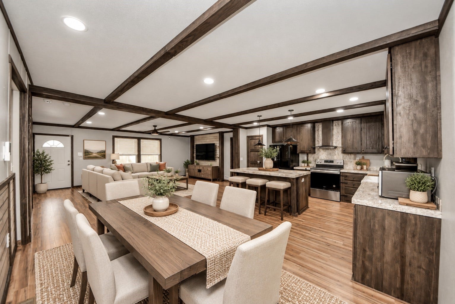 12565 Royal Green Drive, Conroe, TX 77303 Virtually staged spacious layout.