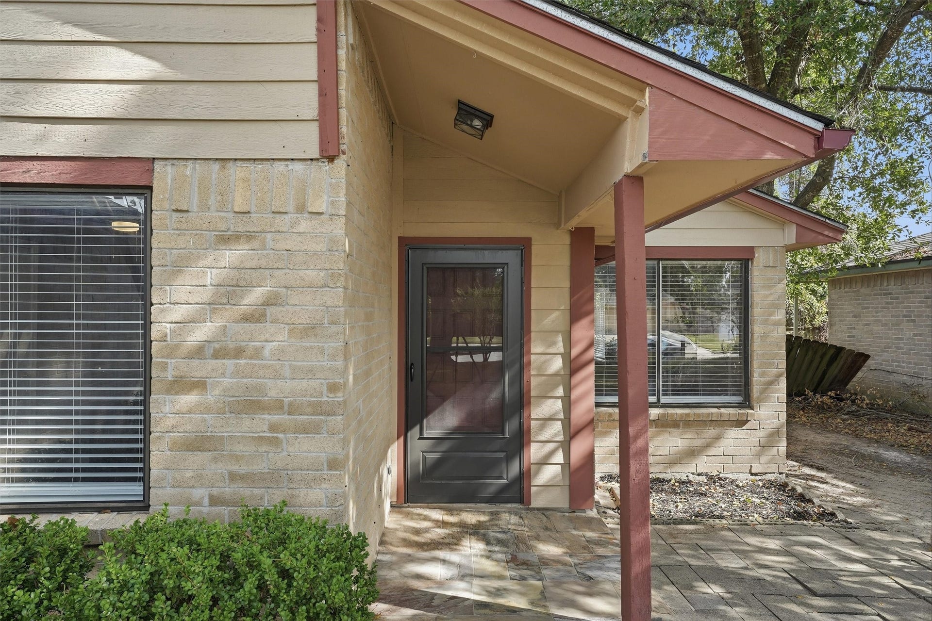 This home has been copmletely remodeled inside and out!