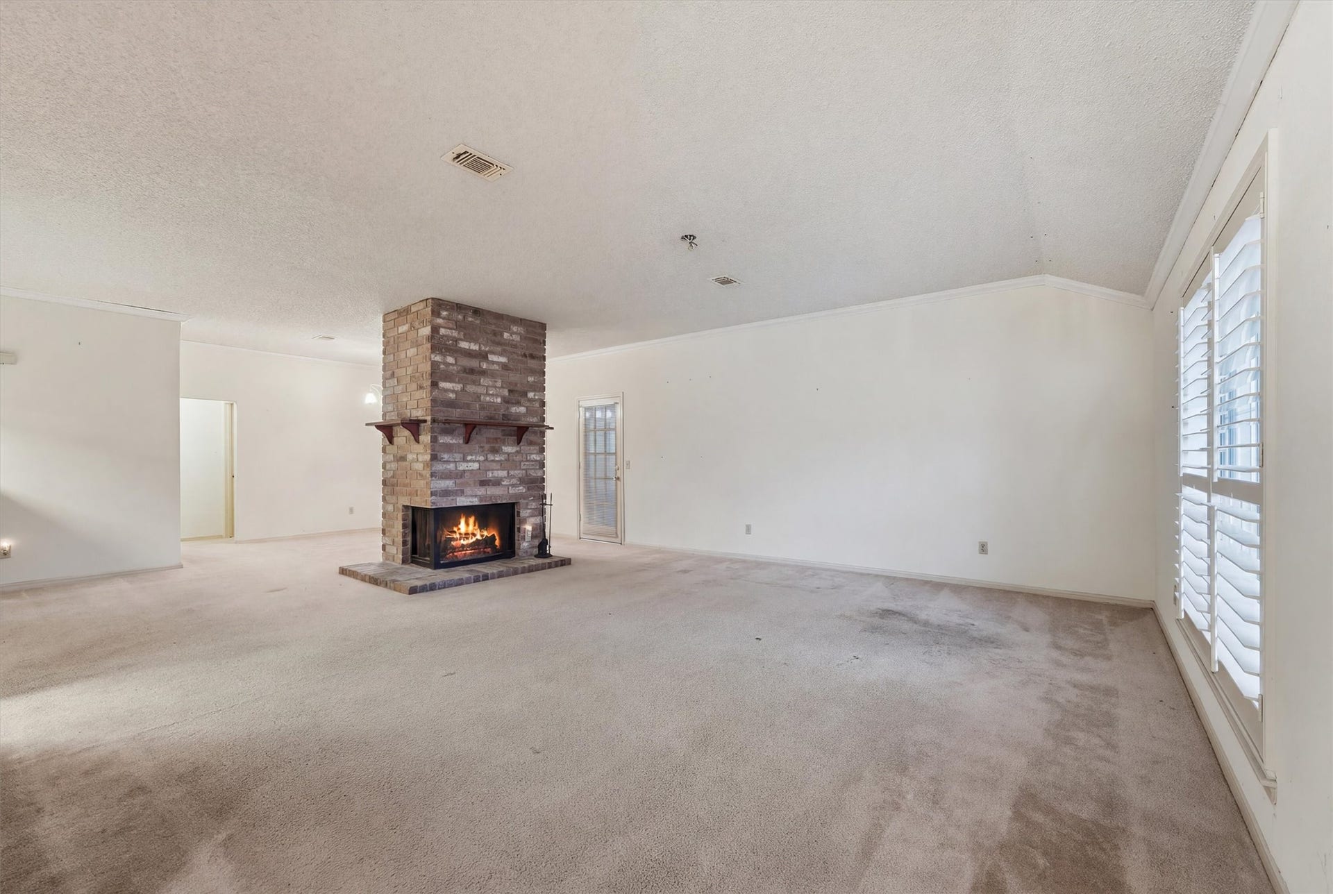 2316 Francis Drive, Pearland, TX 77581
