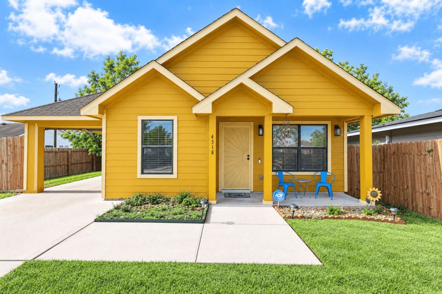 Property photo for 4318 Mckinley Street, Houston, TX