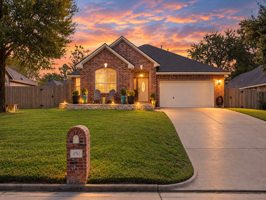 Property photo for 12762 Point Aquarius Boulevard, Willis, TX