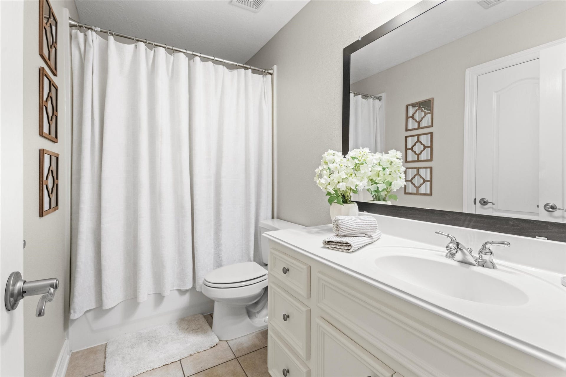 12762 Point Aquarius Boulevard, Willis, TX 77318 12762 Point Aquarius Boulevard, Willis, TX 77318
