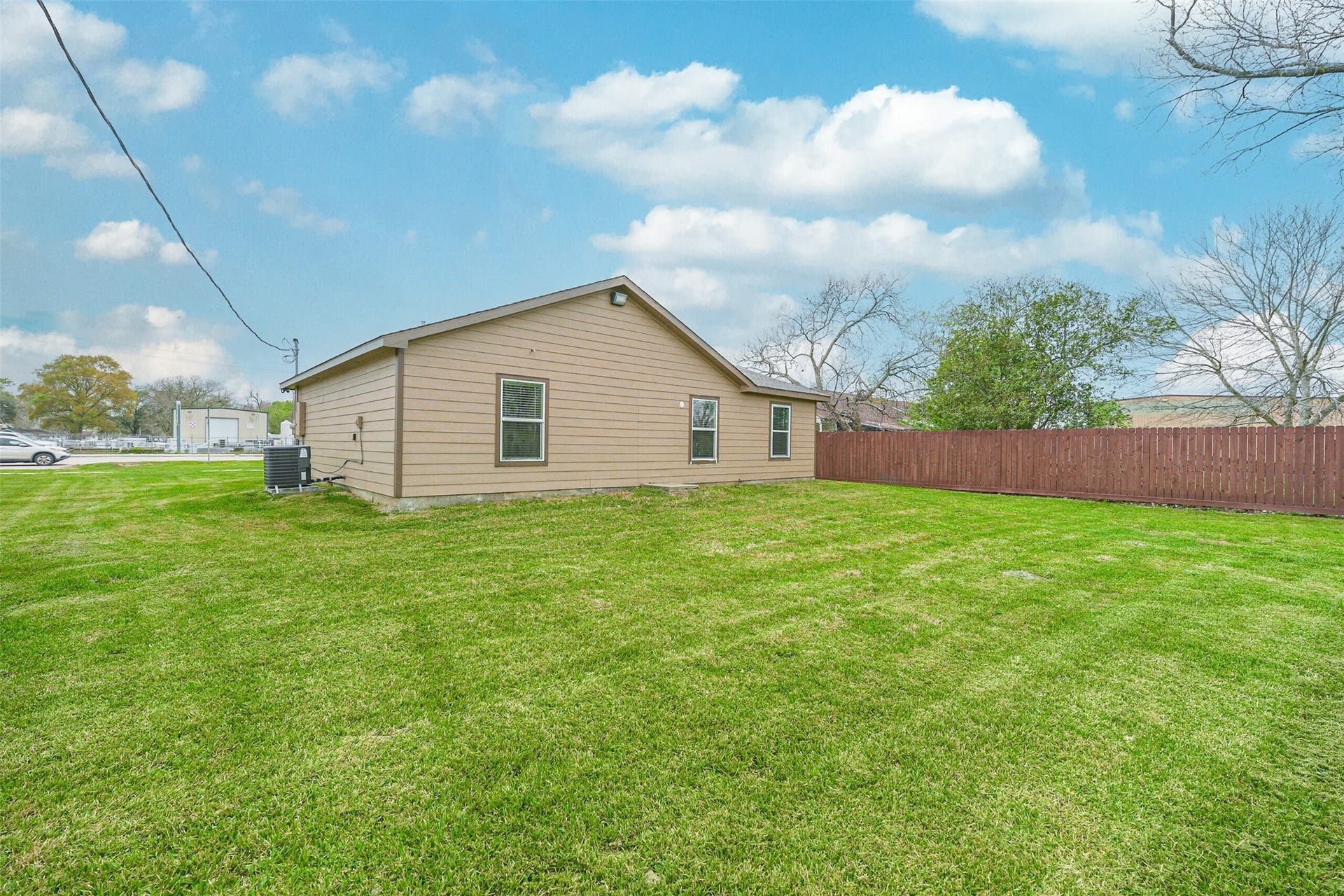 1408 W Highway 6, Alvin, TX 77511 1408 W Highway 6, Alvin, TX 77511